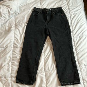A&F Curve Love jeans. Size 4 short.